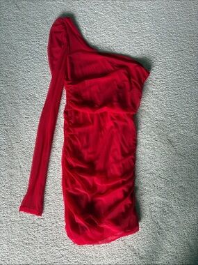 Lucy in the Sky One-Shoulder Red Ruched Mini